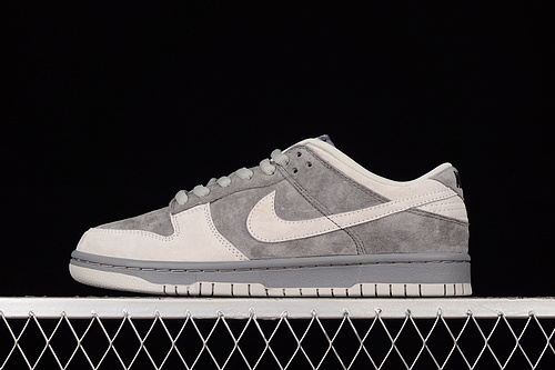 Otomo Katsuhiro X Sb Dunk Low "Steamboy Ost"Light Grey/Dark Grey 31