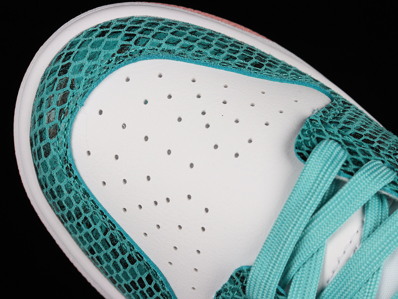 Dunk Low 'Washed Teal Snakeskin'white//Bleached Coral/Black 17