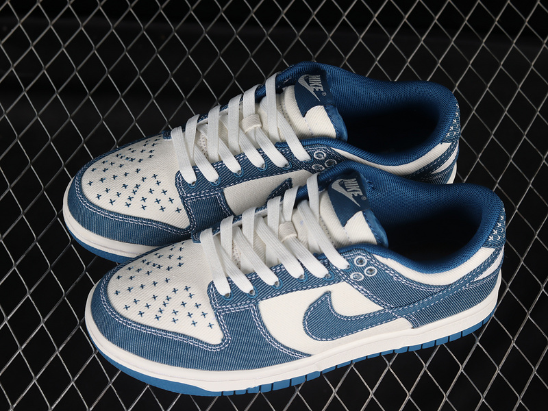 Dunk Low Se Sashiko Summit White/Summit White/Industrial Blue 17