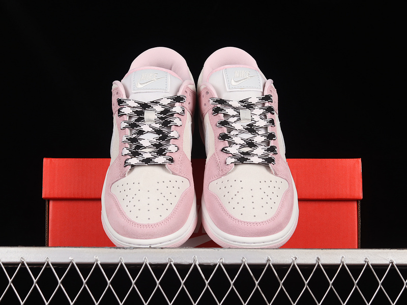 Sb Dunk Low Pink Foam/Pure Platinum/Phantom 21