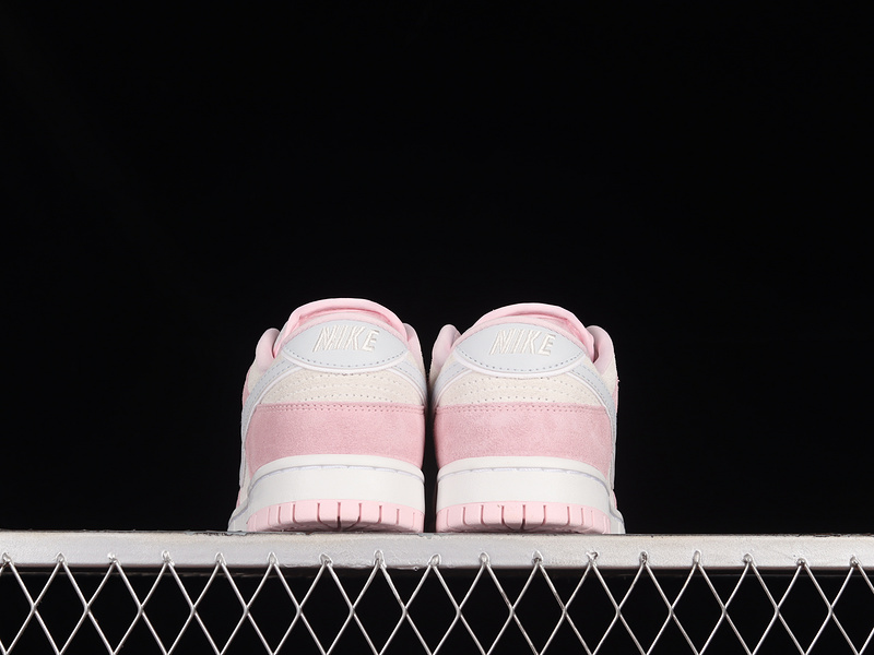 Sb Dunk Low Pink Foam/Pure Platinum/Phantom 29