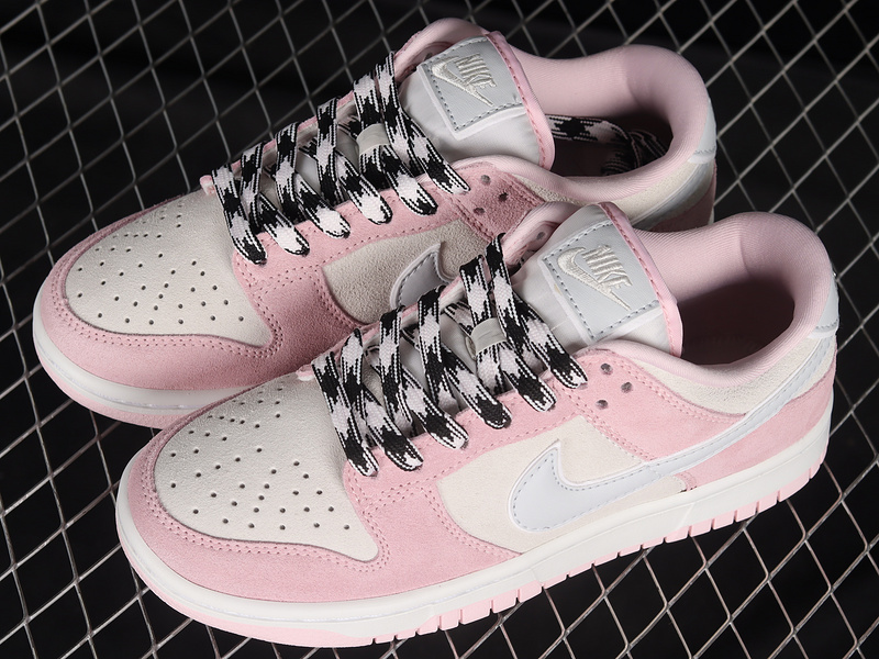 Sb Dunk Low Pink Foam/Pure Platinum/Phantom 31