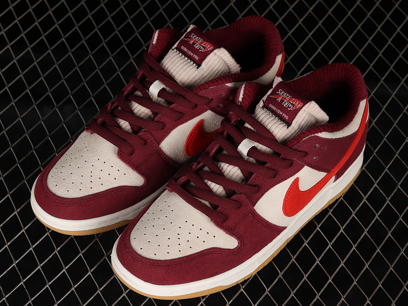 Sb Dunk Low Summit White/Barely Rose/University Red/Coconut Milk/Black 13