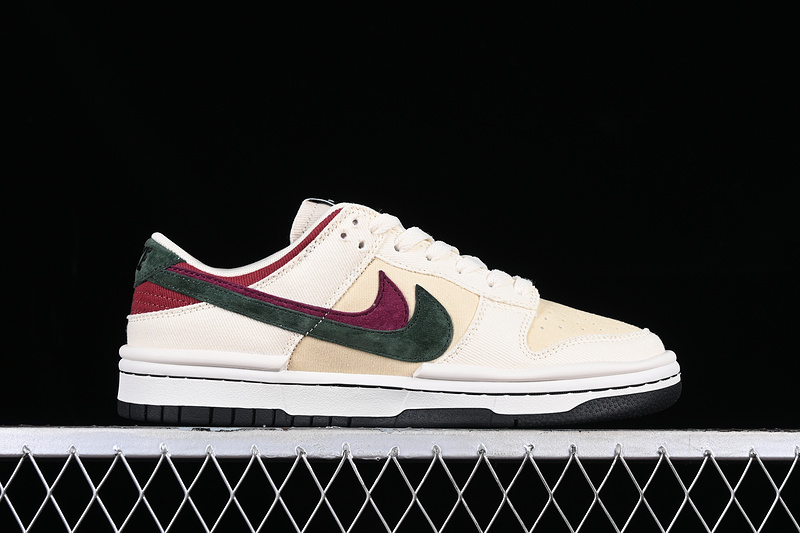 Otomo Katsuhiro X Sb Dunk Low White/Brown/Green/Red 7