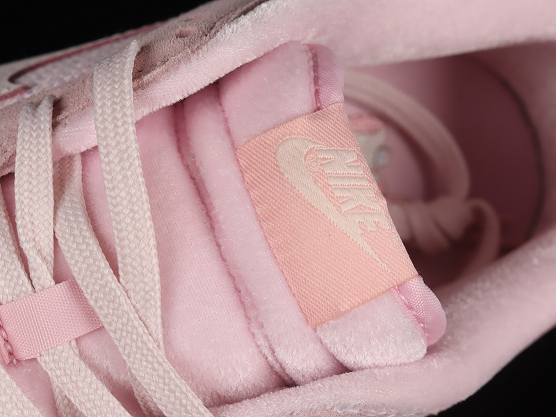 Dunk Low Sb Teddy Bear Light Soft Pink/Pink Foam/Medium Soft Pink 23