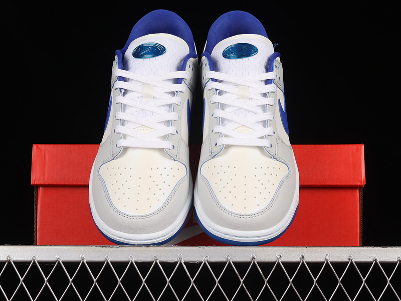 Sb Dunk Low Ivory Hyper Royal White/White/Game Royal/Sail 9