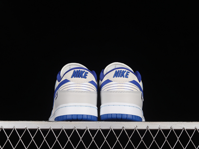 Sb Dunk Low Ivory Hyper Royal White/White/Game Royal/Sail 21