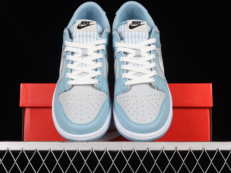 Dunk Low Sb Retro Fleece Swoosh/Light Blue 15