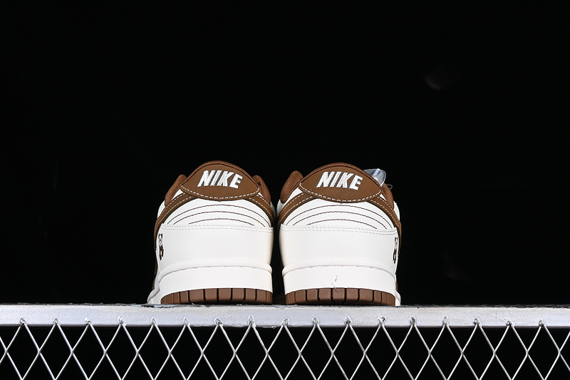 Dunk Low Sb White/Brown 7