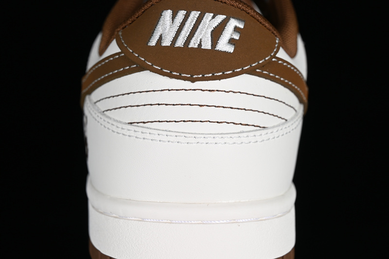 Dunk Low Sb White/Brown 9