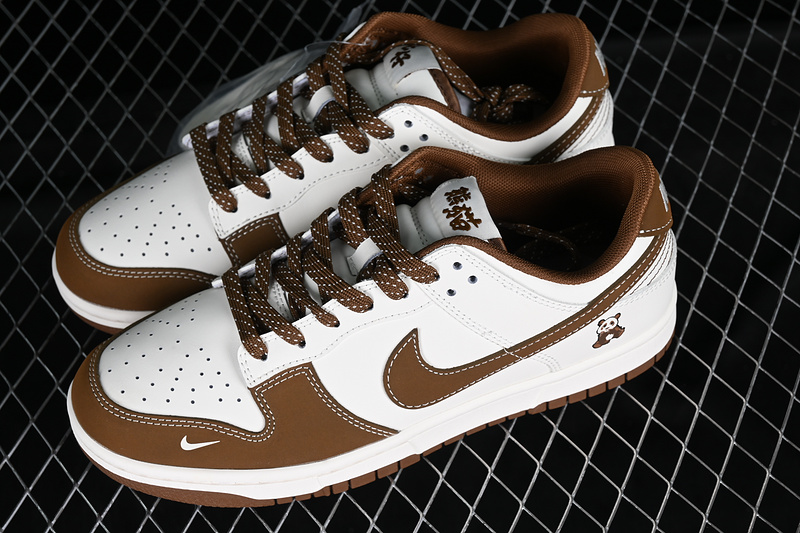 Dunk Low Sb White/Brown 23