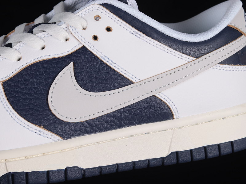 Dunk Low Huf New York City White/Navy Blue 25