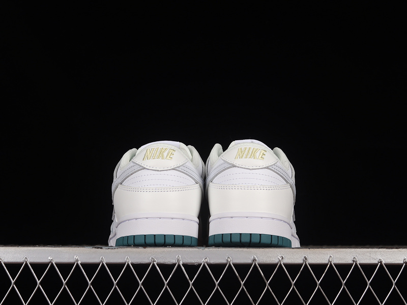 Dunk Low Gs White/Summit White/Football Grey 9