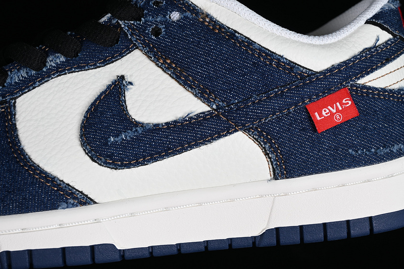 Dunk Low Sb Levis White/Blue 9