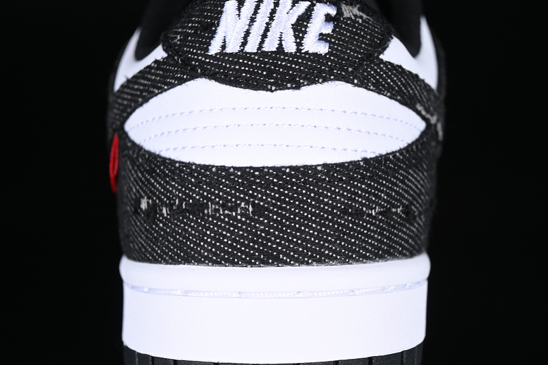 Sb Dunk Low Levis White/Black 25