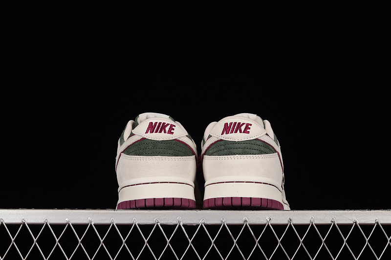 Otomo Katsuhiro X Sb Dunk Low "Steamboy Ost" White/Grey/Pink 31