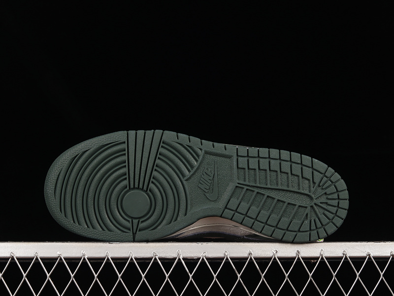 Otomo Katsuhiro X Sb Dunk Low "Steamboy Ost" Rice Grey Green 25