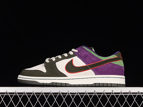 Otomo Katsuhiro Dunk Low "Steamboy Ost" Dark Grey/Purple/Green 3