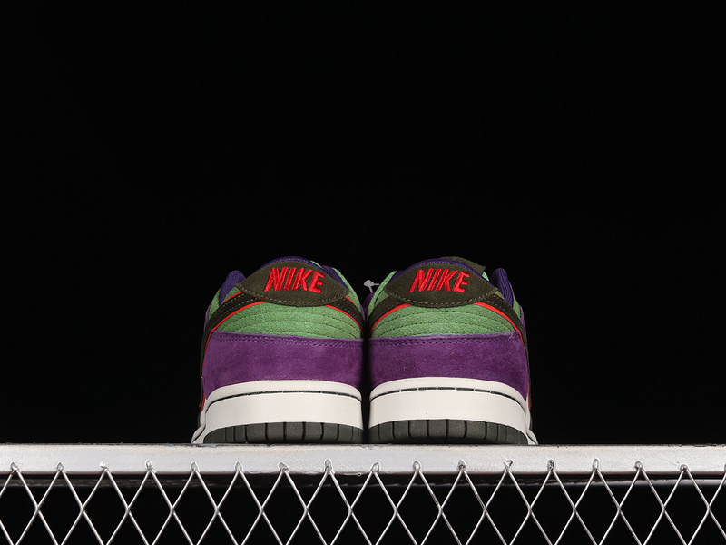 Otomo Katsuhiro Dunk Low "Steamboy Ost" Dark Grey/Purple/Green 23