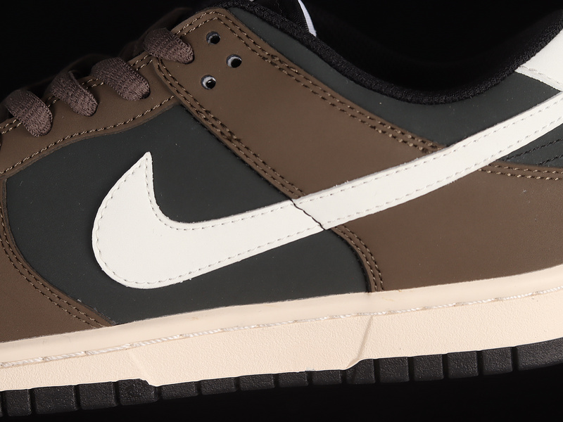 Otomo Katsuhiro X Sb Dunk Low White/Black/Brown 2