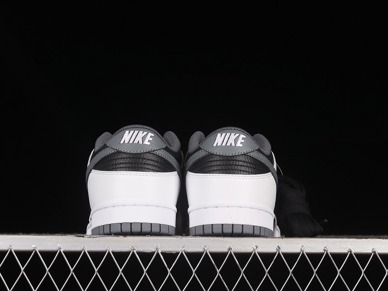 Sb Dunk Low Black/White/Grey 5