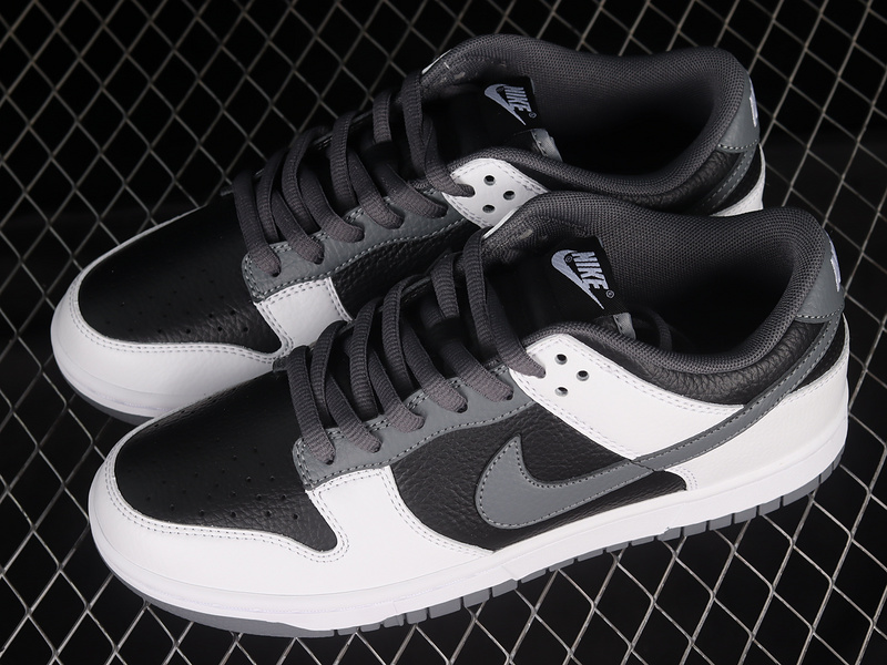 Sb Dunk Low Black/White/Grey 19