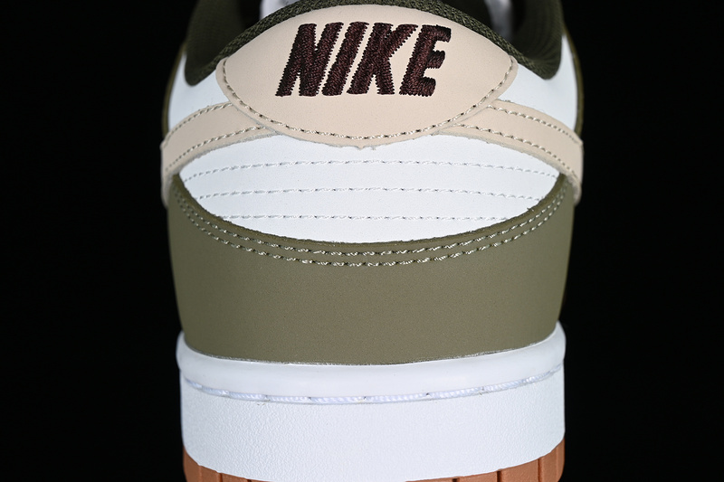 Otomo Katsuhiro Dunk Low Sb Brown/White 23