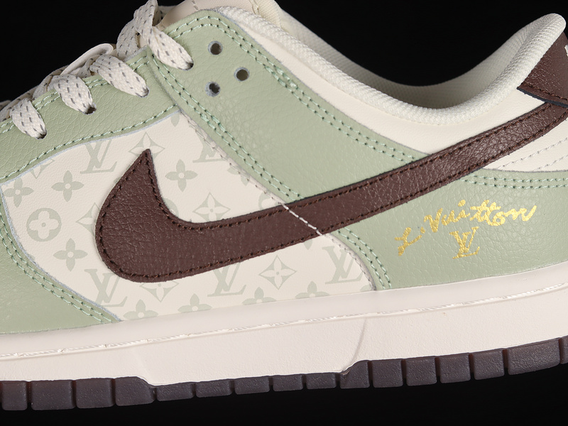 Sb Dunk Low L*V White/Green/Red 19