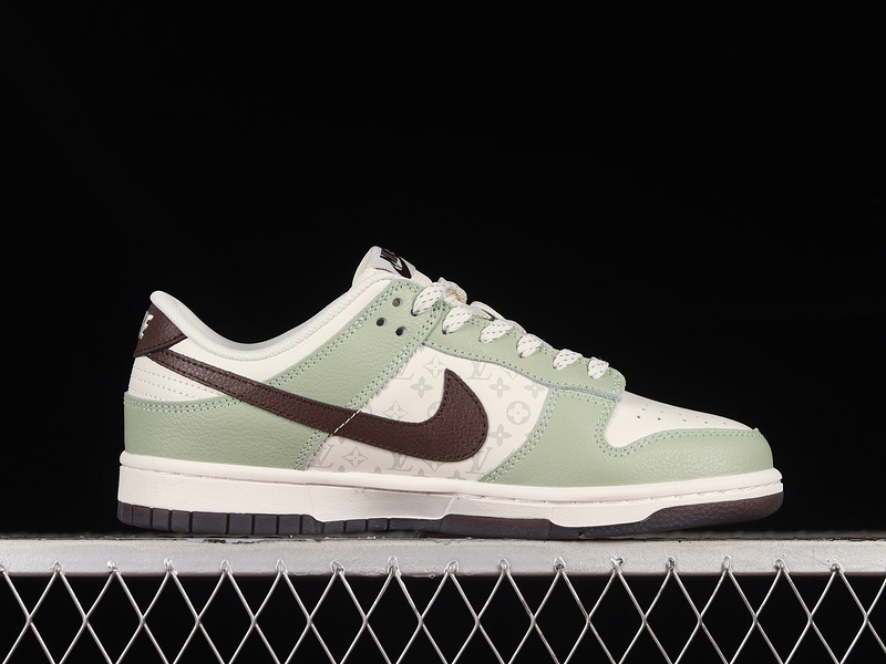 Sb Dunk Low L*V White/Green/Red 27