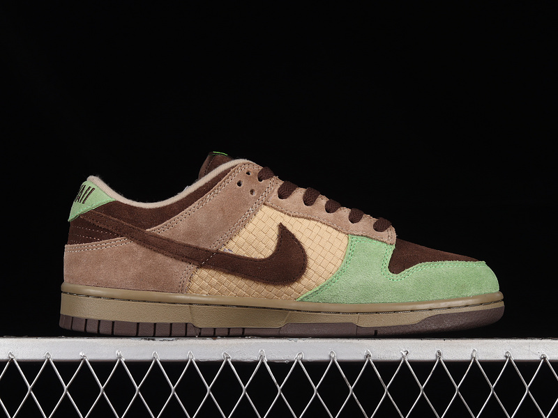 Kickshawaii X Dunk Low Aloha Khaki/Baroque Brown-Mean Green 3