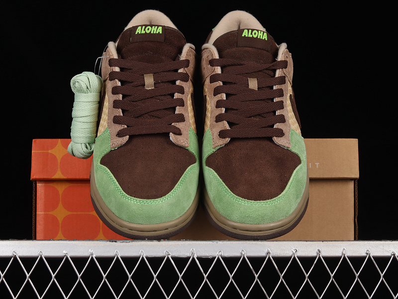 Kickshawaii X Dunk Low Aloha Khaki/Baroque Brown-Mean Green 17