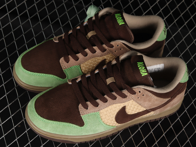 Kickshawaii X Dunk Low Aloha Khaki/Baroque Brown-Mean Green 19