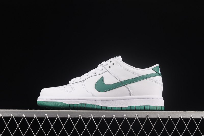 Sb Dunk Low White/Lucky Green/White 9