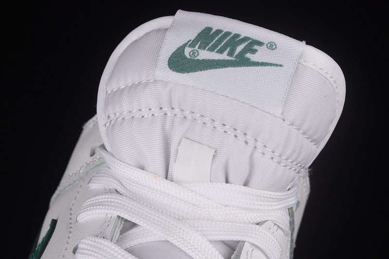 Sb Dunk Low White/Lucky Green/White 15