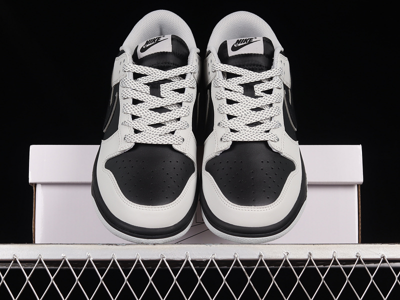 Sb Dunk Low White/Black 7