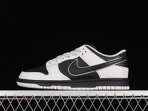 Sb Dunk Low White/Black 19