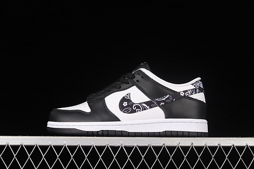 Wmns Dunk Low 'Black Paisley'black/White 19