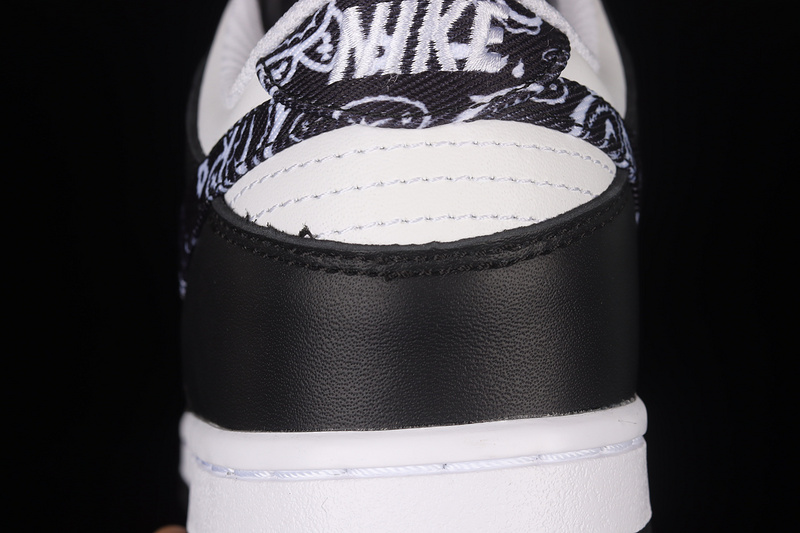 Wmns Dunk Low 'Black Paisley'black/White 29