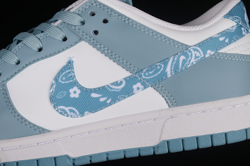 Sb Dunk Low Blue Paisley White/White/Blue 17