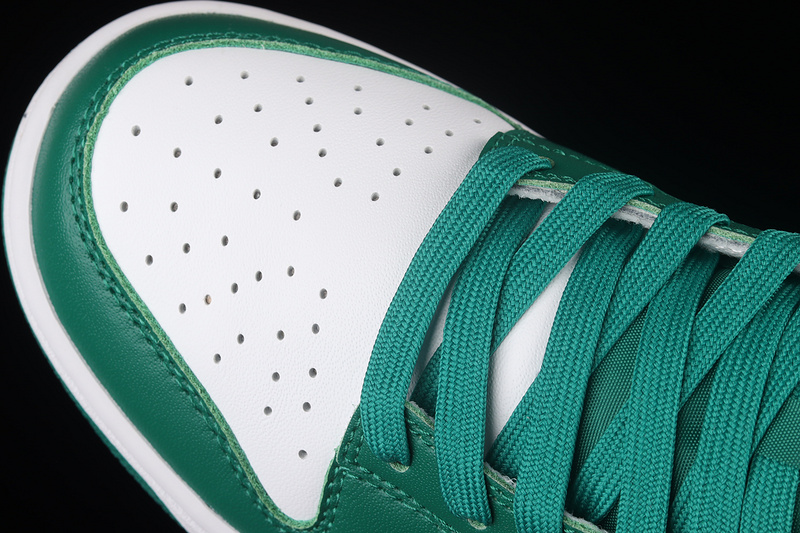 Wmns Dunk Low 'Green Paisley'white/Malachite/White/Malachite 3