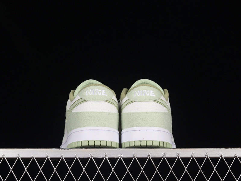 Sb Dunk Low Honeydew/Phantom/Alligator/Honeydew 13