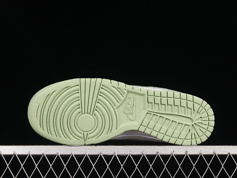 Sb Dunk Low Honeydew/Phantom/Alligator/Honeydew 21