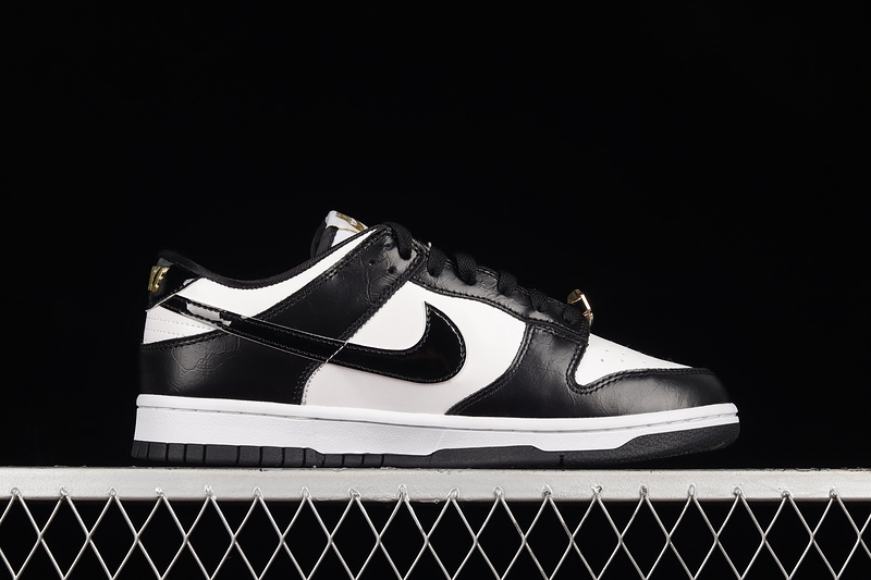 Dunk Low Se World Champs Black White White/Black 19