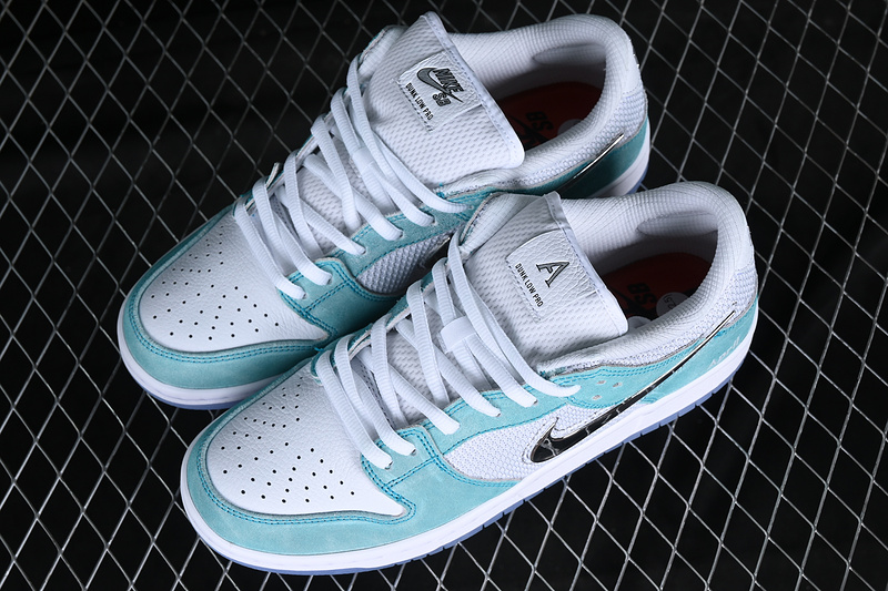 April Skateboards X Dunk Low Sb Turbo Green/Metallic Silver 15