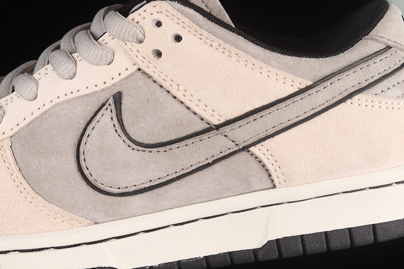 Otomo Katsuhiro X Sb Dunk Low "Steamboy Ost" White And Black 17