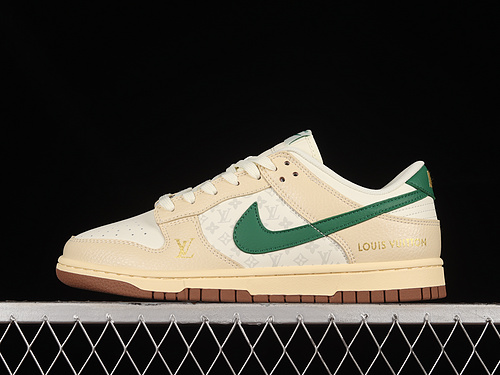 Dunk Low L*V White/Beige/Green 17