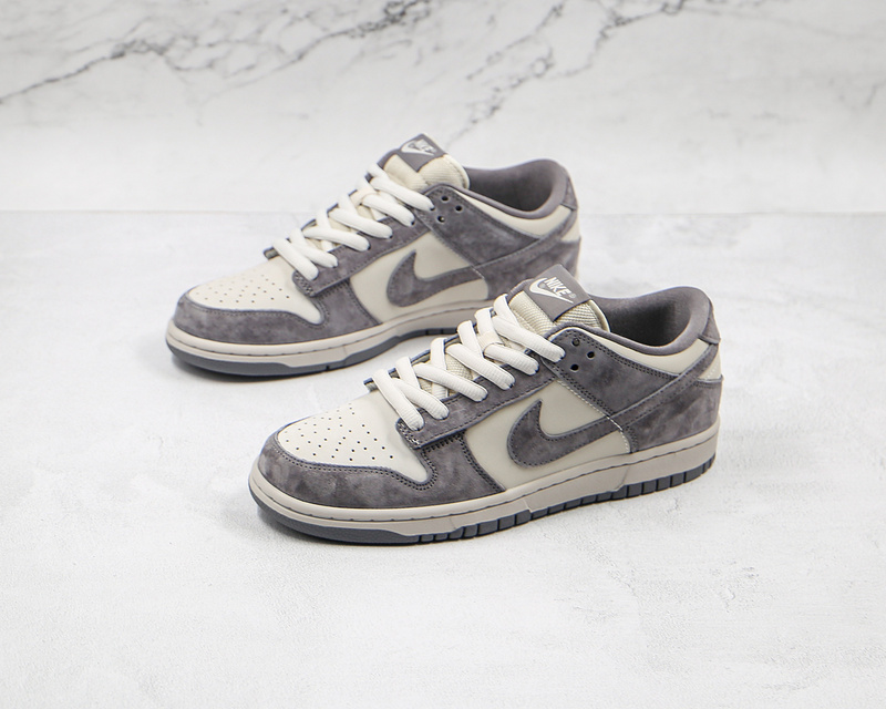 Sb Zoom Dunk Low Pro Light Grey/Light Grey/White 3