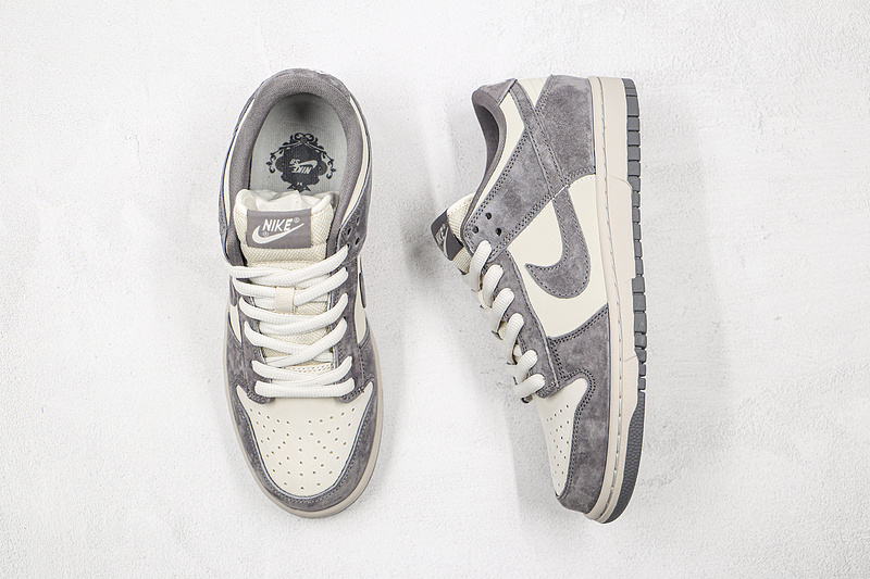 Sb Zoom Dunk Low Pro Light Grey/Light Grey/White 17