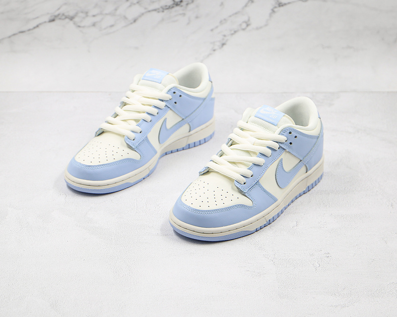 Sb Zoom Dunk Low Pro White/Light Blue/Light Blue 15