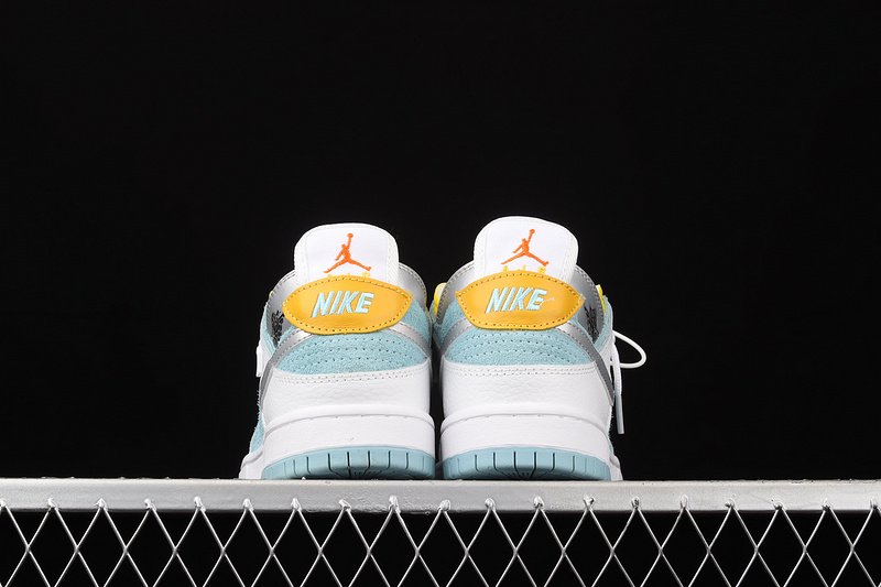 Sb Dunk Low Light Blue/White/Yellow-Red 3